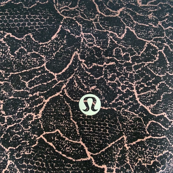 Lululemon Align 28” leggings in lacescape Spanish rose black - Picture 7 of 10